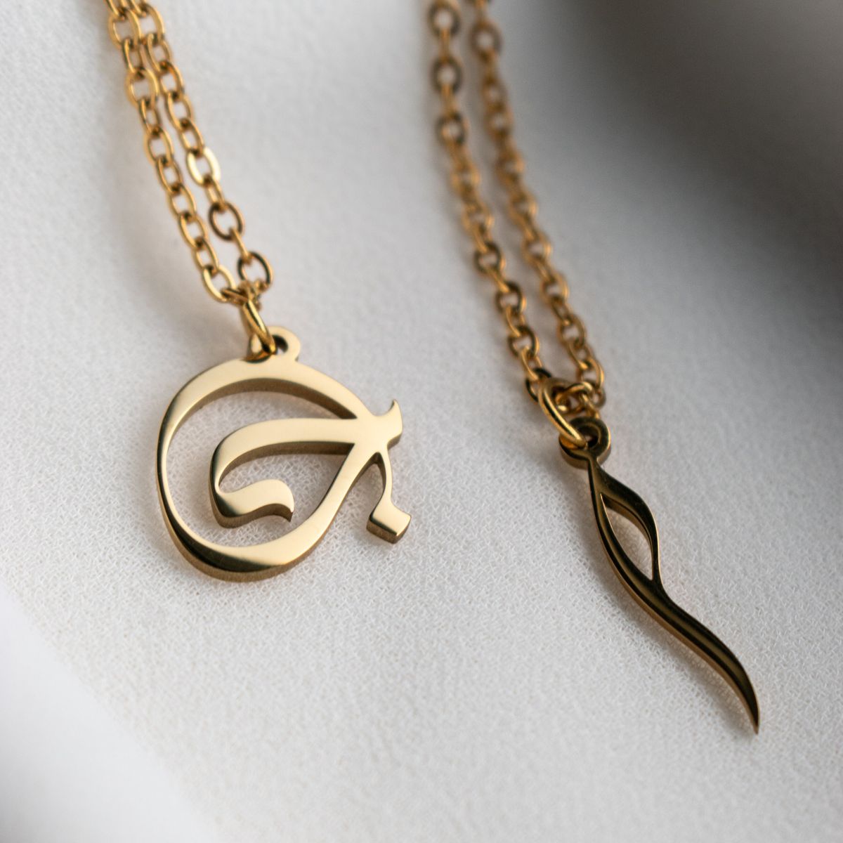 Islamic & Calligraphy-themed Jewelry 3